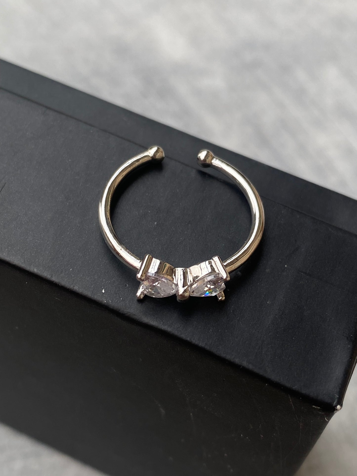 Bow Satinless steel Ring - Layla