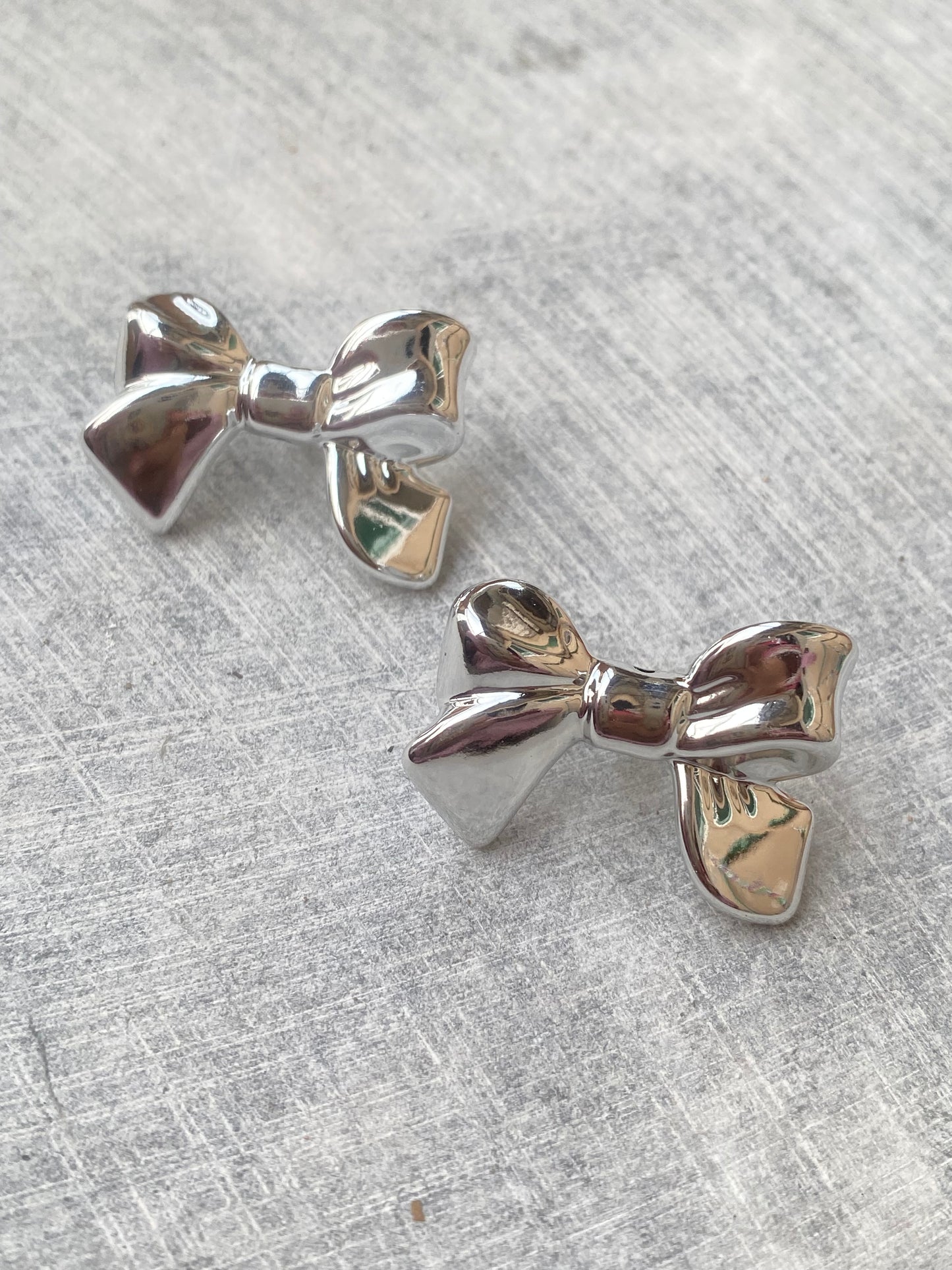 Silver Bow Earrings - Layla